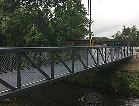 Neubau einer Geh- und Radwegbrücke in Hattersheim
